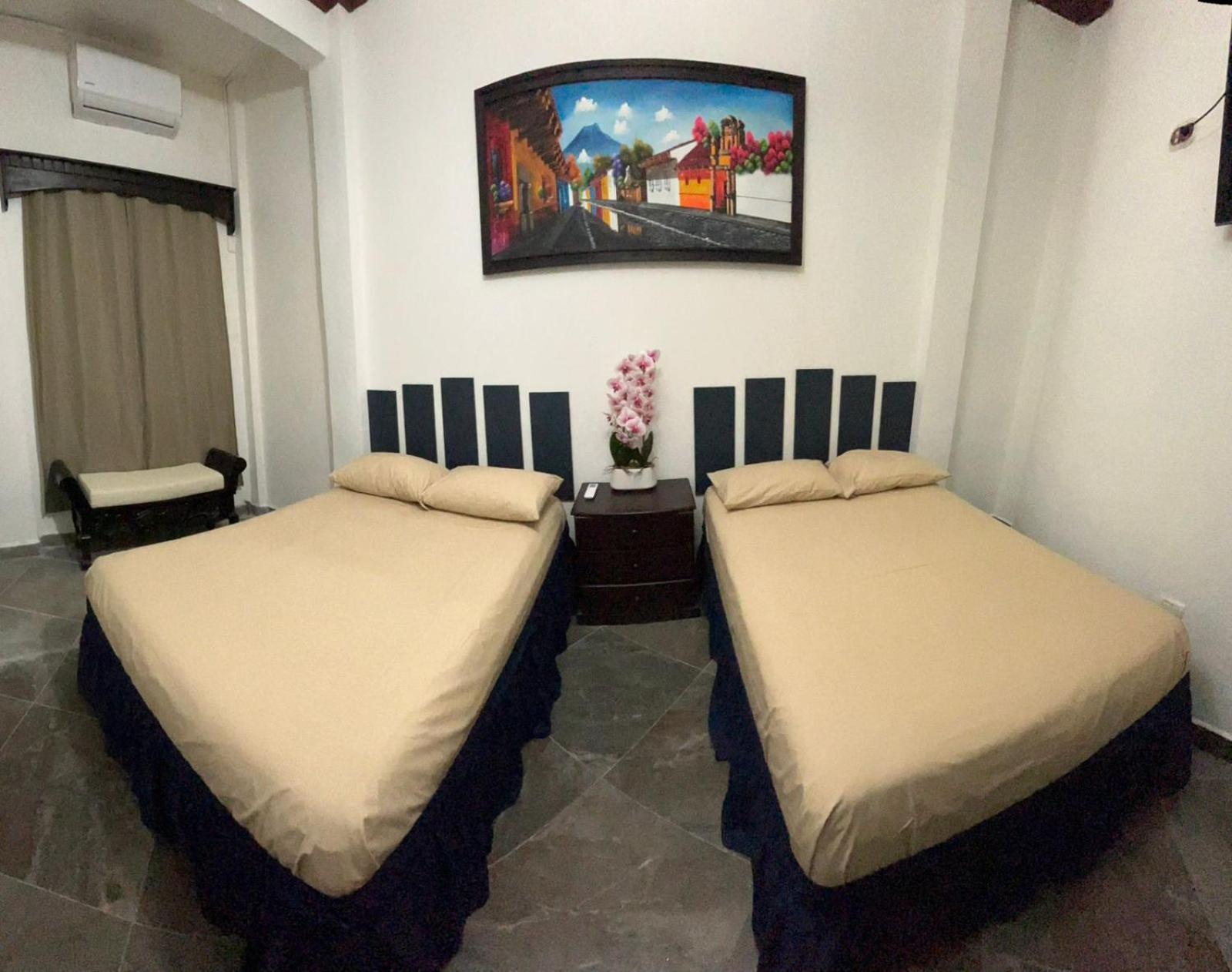 Hostal Casa De Grethel Flores Esterno foto