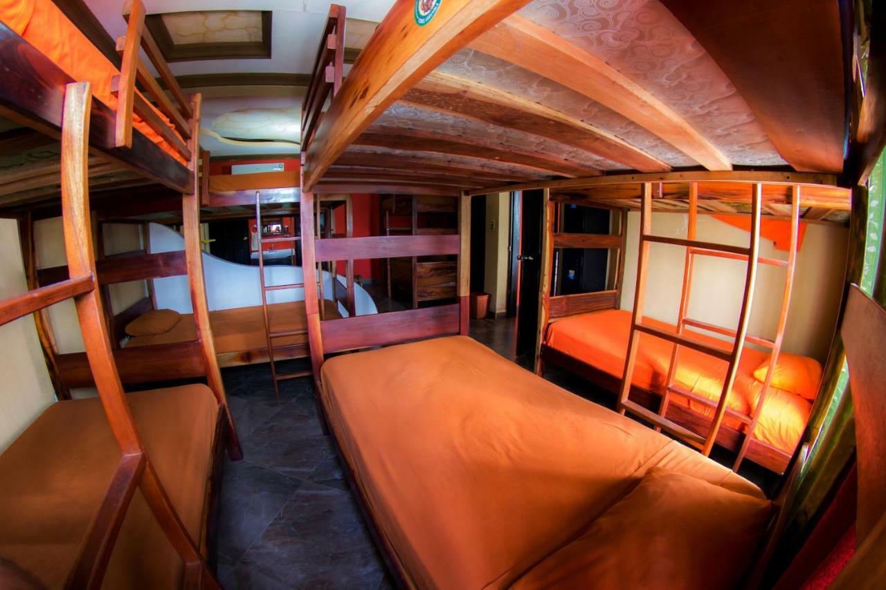 Hostal Casa De Grethel Flores Esterno foto